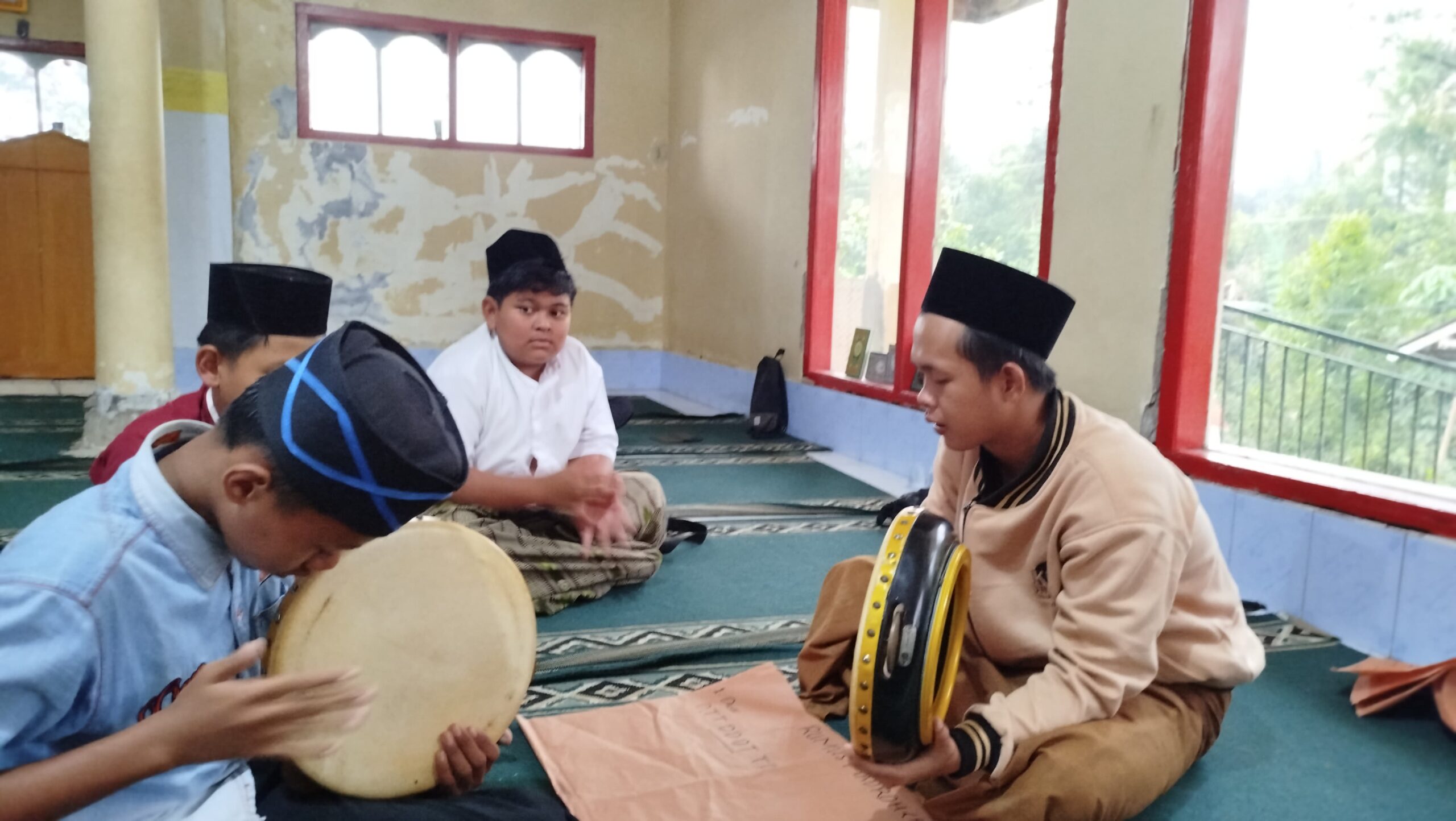 Pelatihan Hadroh
