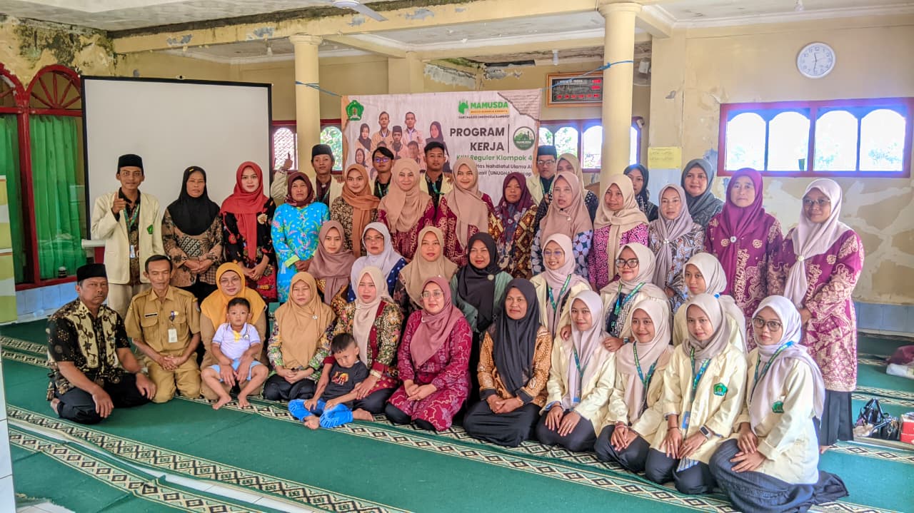 “Sosialisasi Pembuatan Aroma terapi dan Briket dari Limbah Kopi Cilumping”